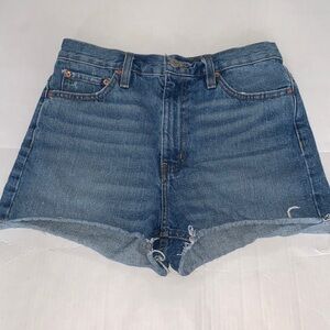 BDG Girlfriend High Rise Denim Shorts Size 28